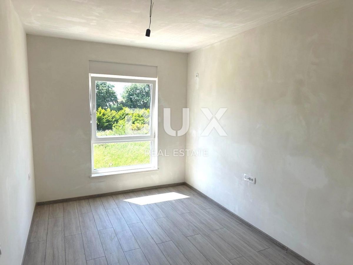 ISTRA, MEDULIN - 2-sobno stanovanje z dnevno sobo 61 m2, 1. nadstropje - NA KLJUČ!!