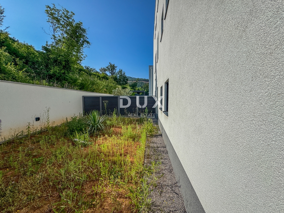 OPATIJA, CENTER - luksuzno stanovanje v novogradnji z garažo in panoramskim pogledom na morje