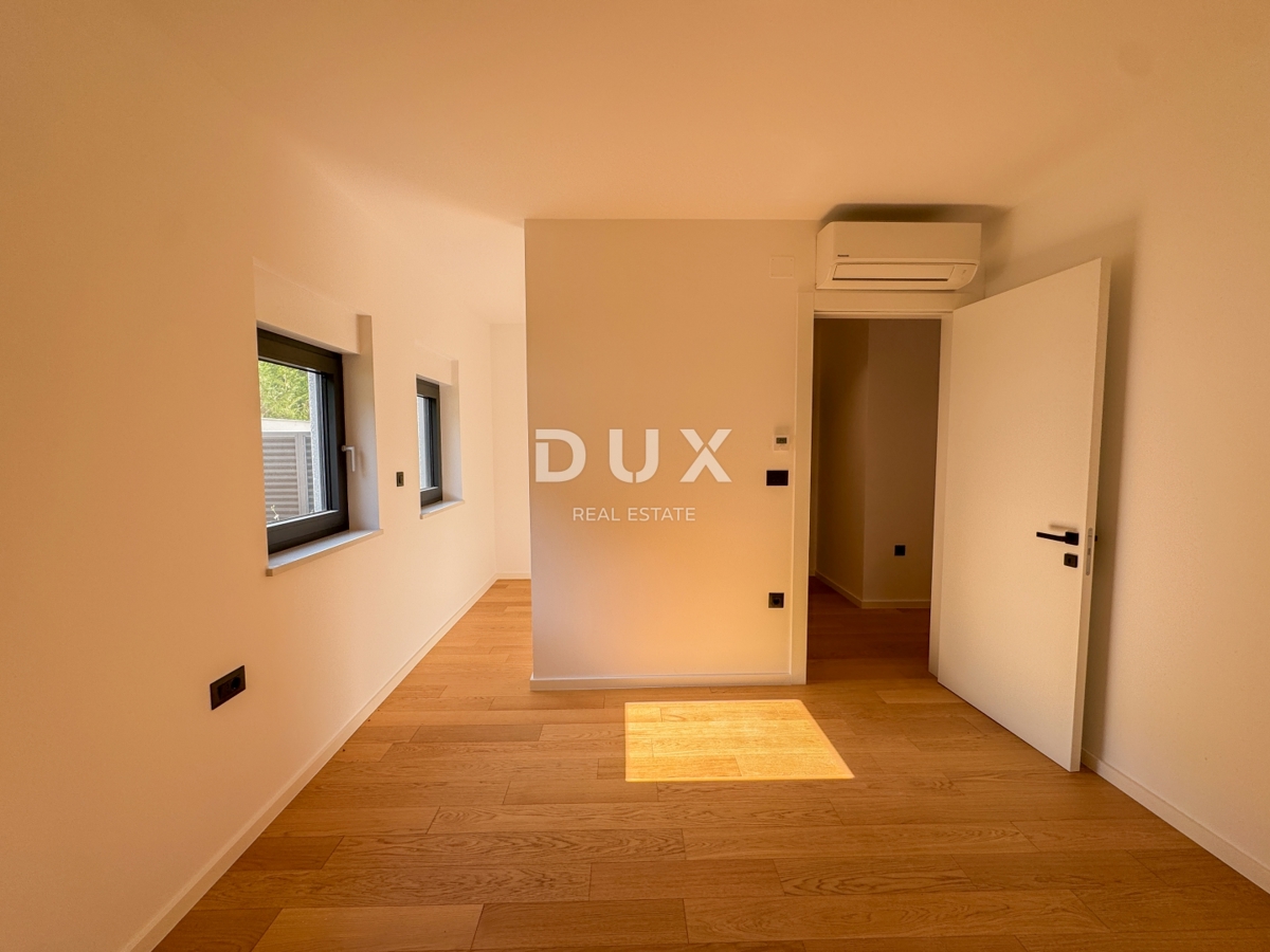 OPATIJA, CENTER - luksuzno stanovanje v novogradnji z garažo in panoramskim pogledom na morje