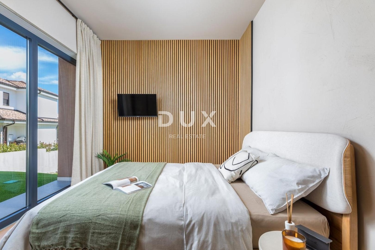 ISTRA, POREČ - Dizajnerska hiša z bazenom