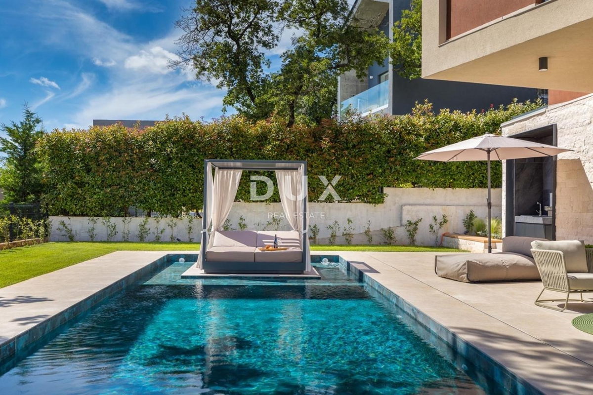 ISTRA, POREČ - Dizajnerska hiša z bazenom