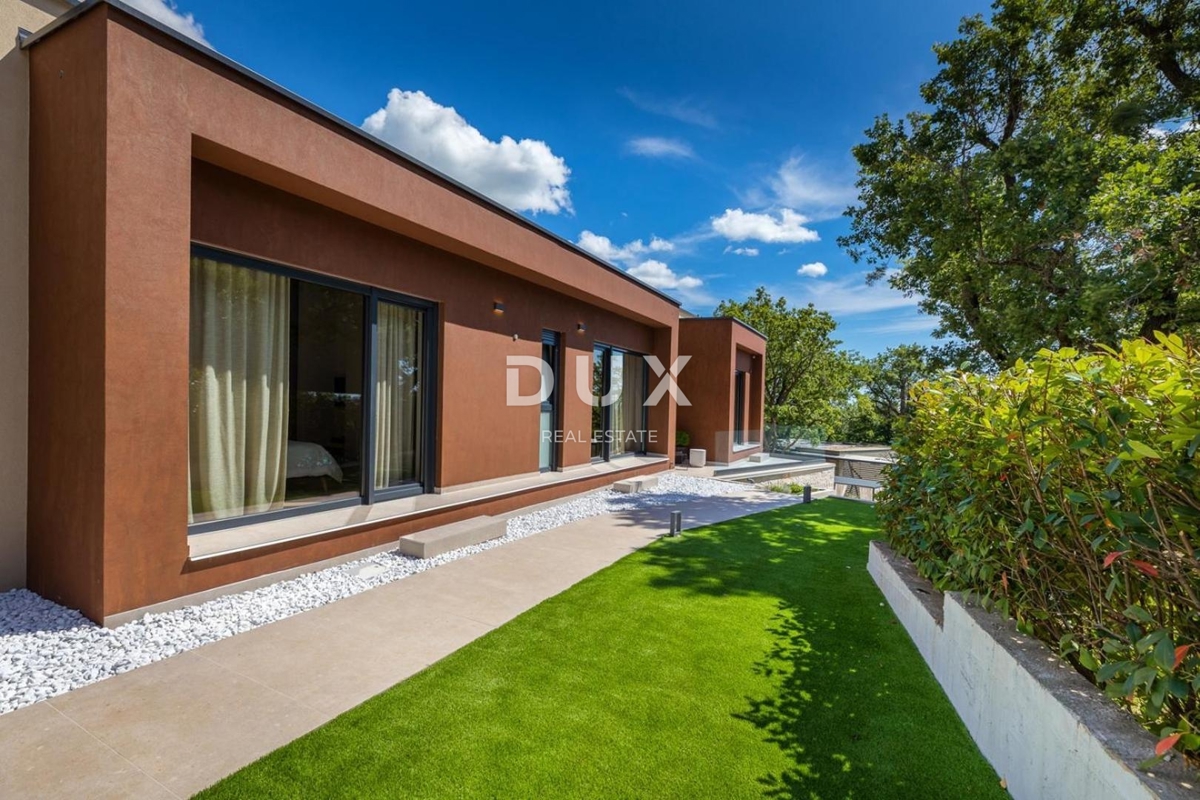 ISTRA, POREČ - Dizajnerska hiša z bazenom