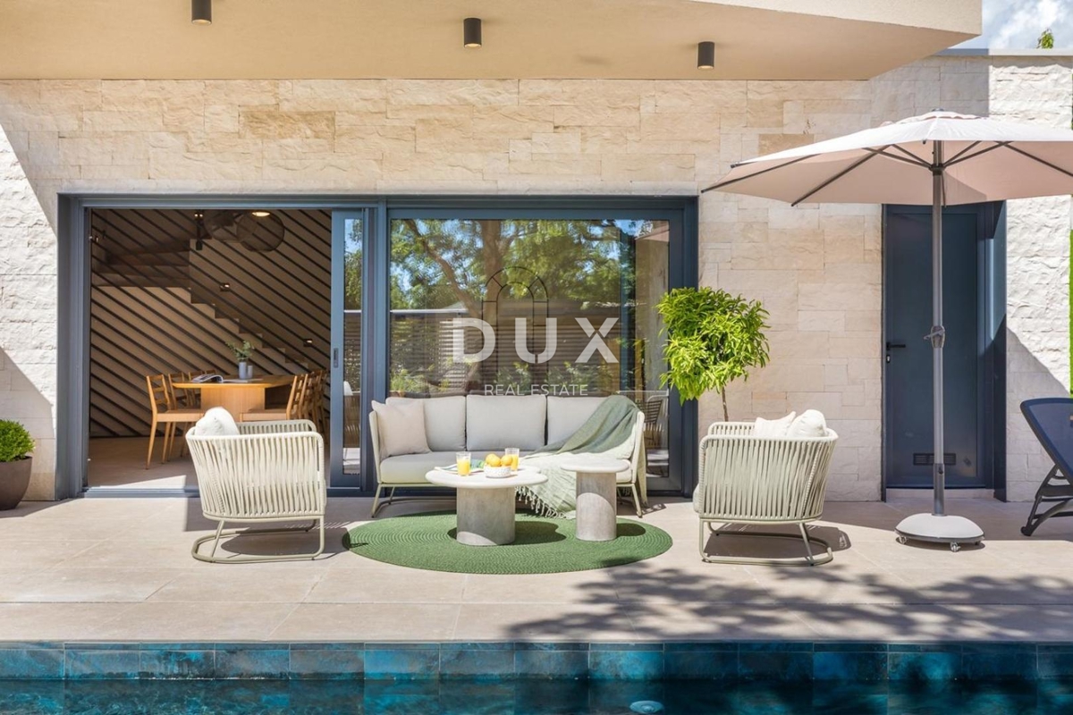 ISTRA, POREČ - Dizajnerska hiša z bazenom