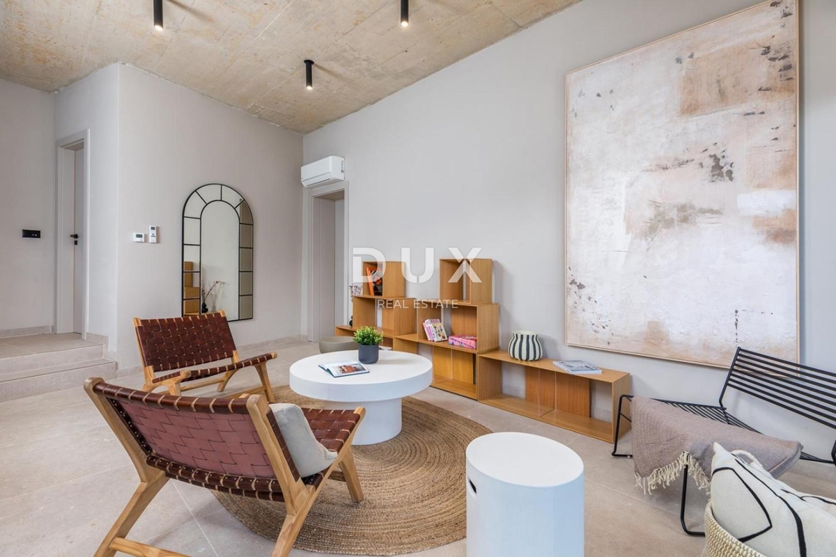 ISTRA, POREČ - Dizajnerska hiša z bazenom