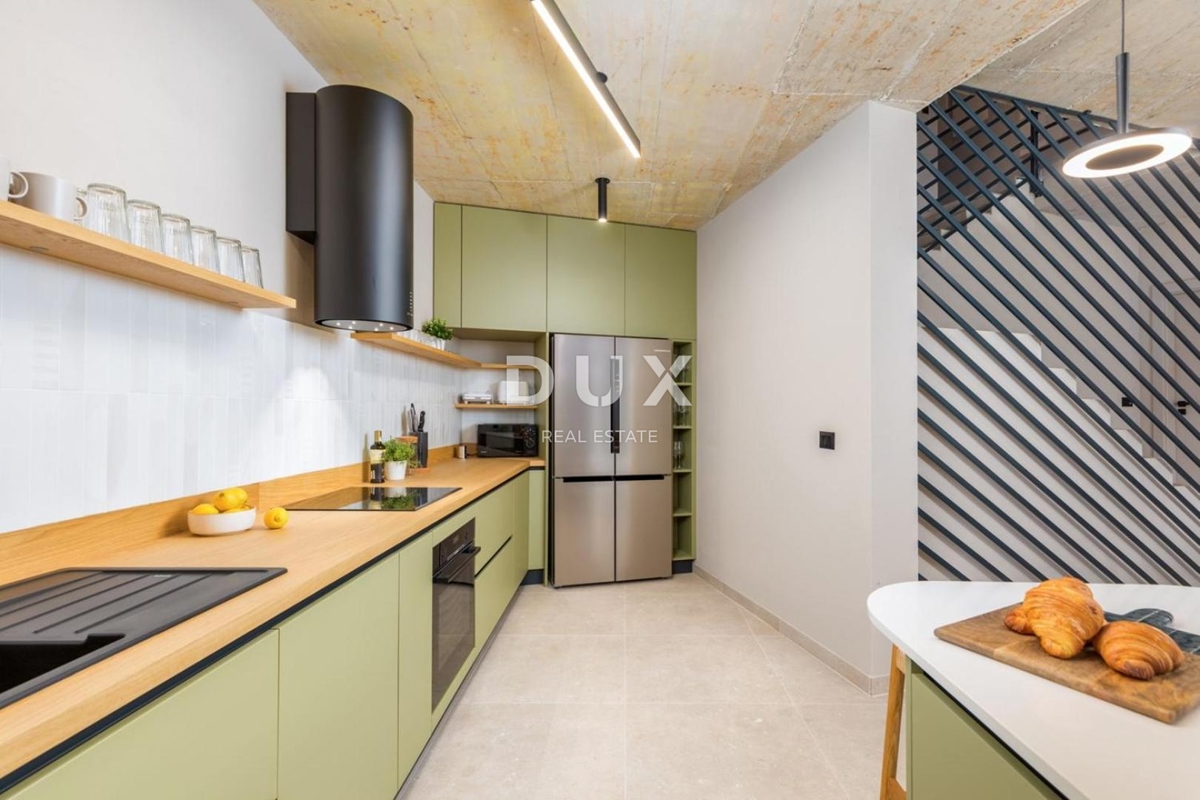 ISTRA, POREČ - Dizajnerska hiša z bazenom