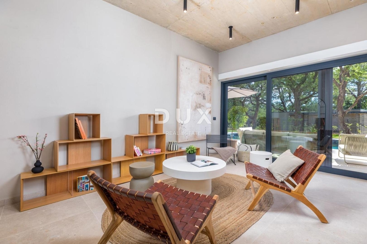 ISTRA, POREČ - Dizajnerska hiša z bazenom