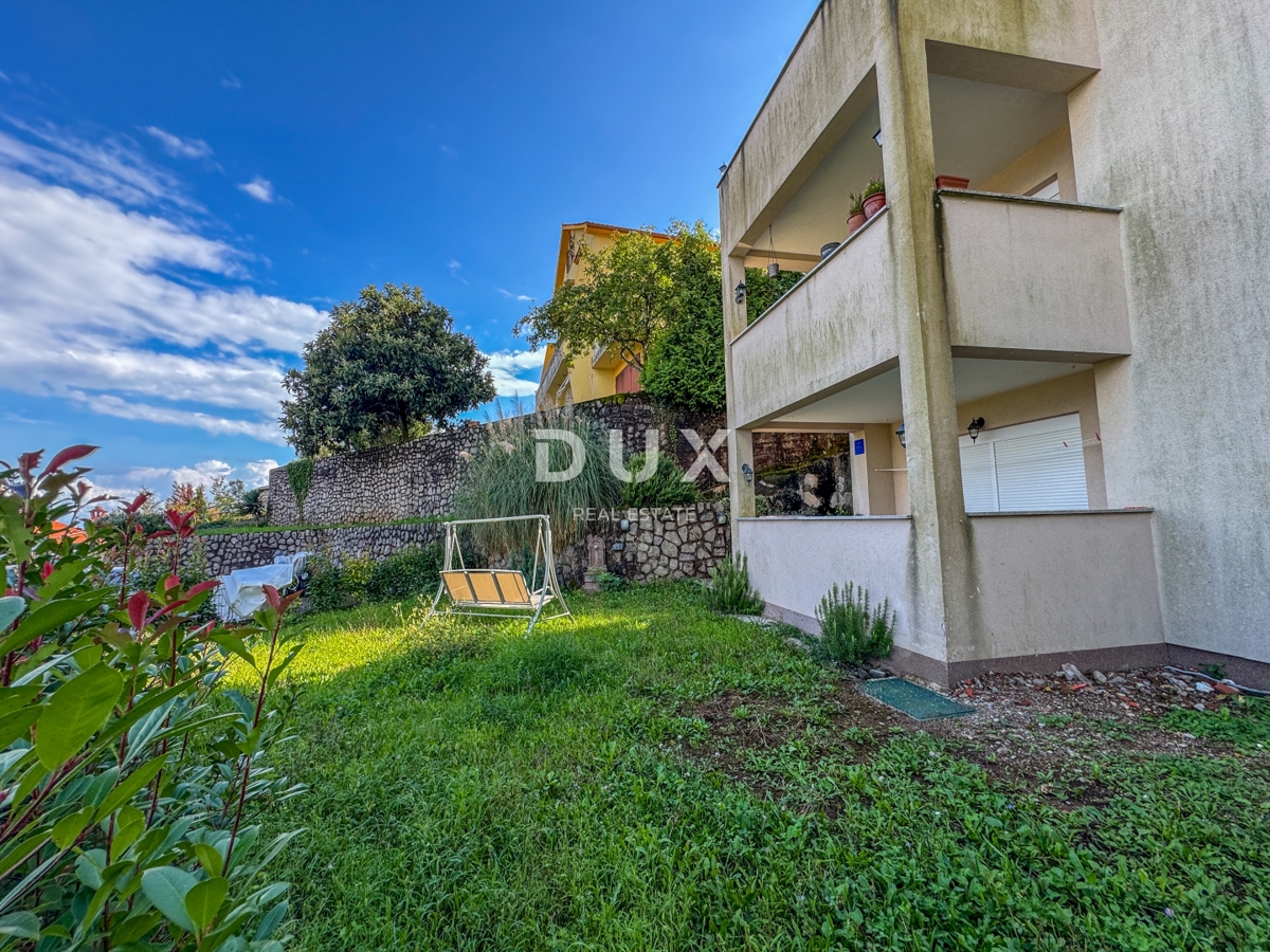 OPATIJA, RUKAVAC - čudovito stanovanje z vrtom v novejši hiši, idealen družinski dom ali investicija v bližini infrastrukture in mesta