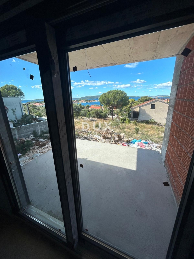 ŠIBENIK, BRODARICA – Apartma blizu plaže, s čudovitim pogledom na morje