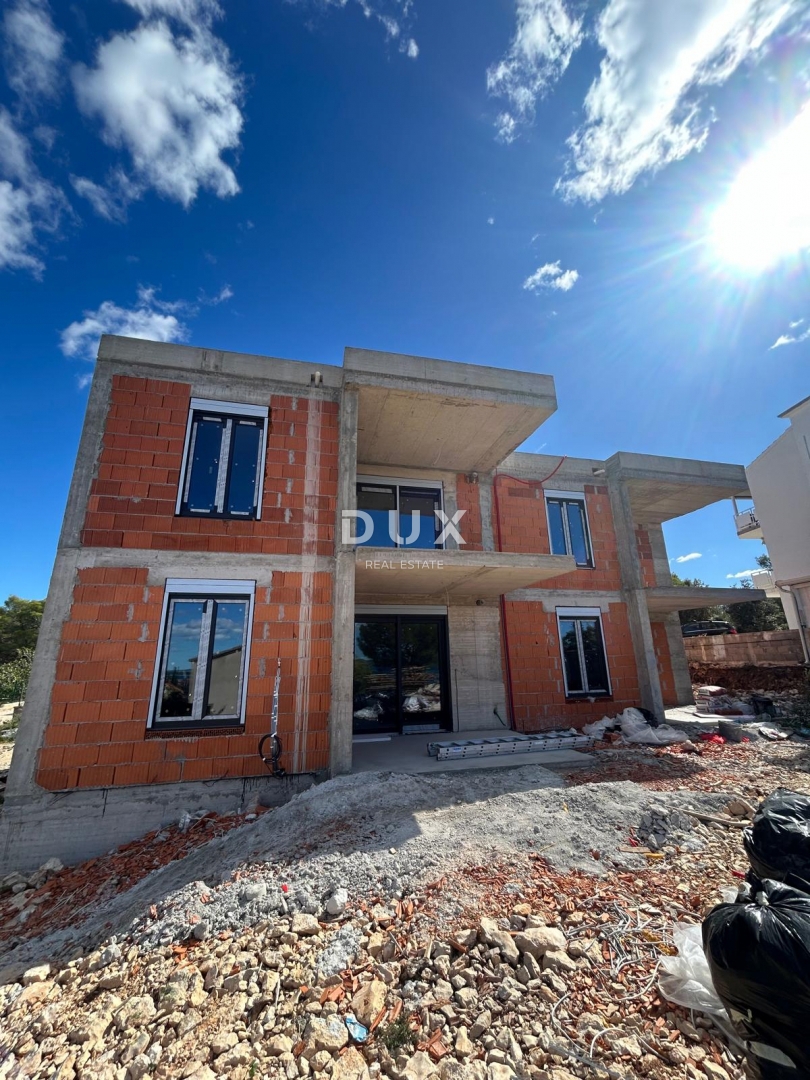 ŠIBENIK, BRODARICA – Apartma blizu plaže, s čudovitim pogledom na morje