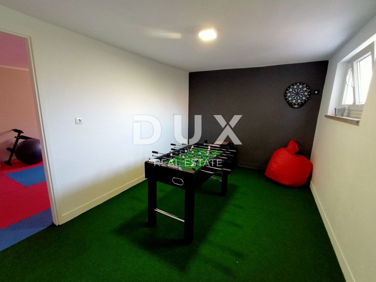 ZADAR, VIŠNJIK - Moderno urejen dvonadstropni objekt z 2 stanovanjema