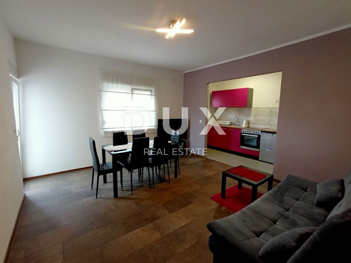 ZADAR, VIŠNJIK - Moderno urejen dvonadstropni objekt z 2 stanovanjema