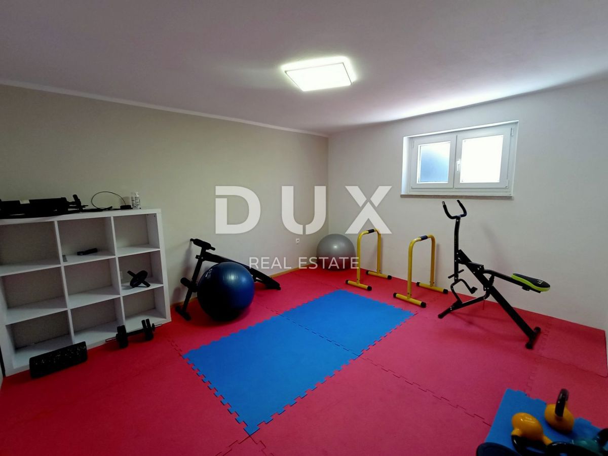 ZADAR, VIŠNJIK - Moderno urejen dvonadstropni objekt z 2 stanovanjema