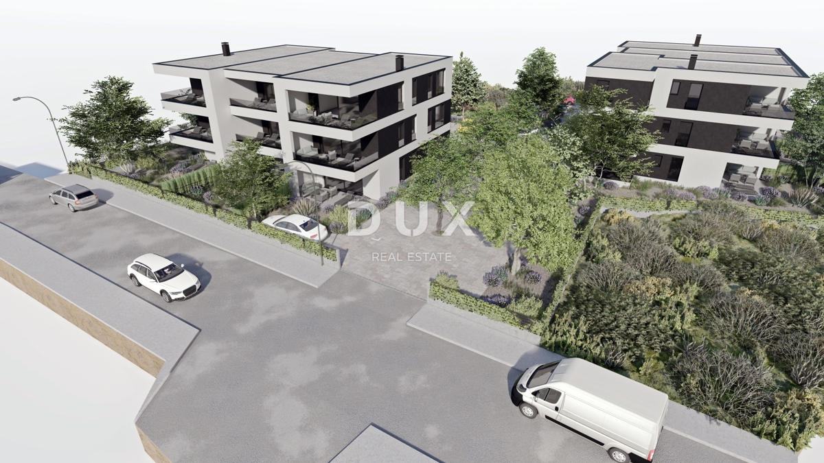 ŠIBENIK, SRIMA - Luksuzno stanovanje z vrtom v novogradnji le 300 m od morja in plaže