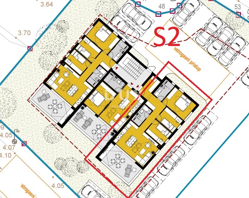 ŠIBENIK, SRIMA - Luksuzno stanovanje z vrtom v novogradnji le 300 m od morja in plaže