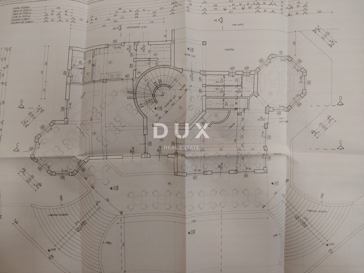LIKA, OTOČAC, PROZOR - zemljišče 11200m2 (4000m2 stavbno + 7200m2 kmetijsko) v bližini reke Gacke 