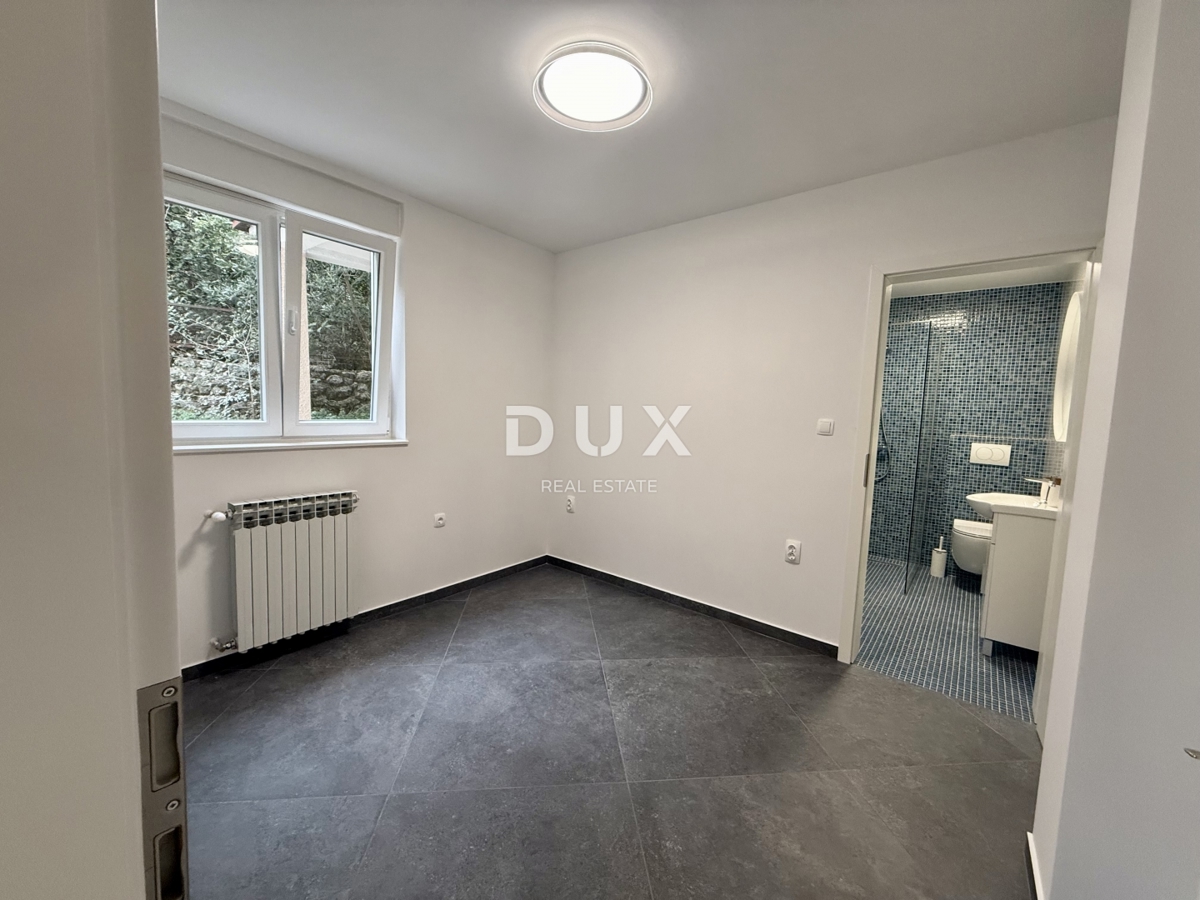 RIJEKA, S.DRAGA - Prostorno stanovanje 115 m2 z veliko teraso in žarom!