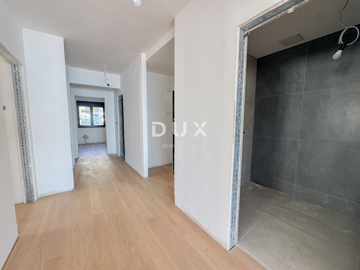 RIJEKA, KANTRIDA - 140m2 veliko stanovanje v luksuzni novogradnji le 250 metrov od morja z garažo in panoramskim pogledom na morje