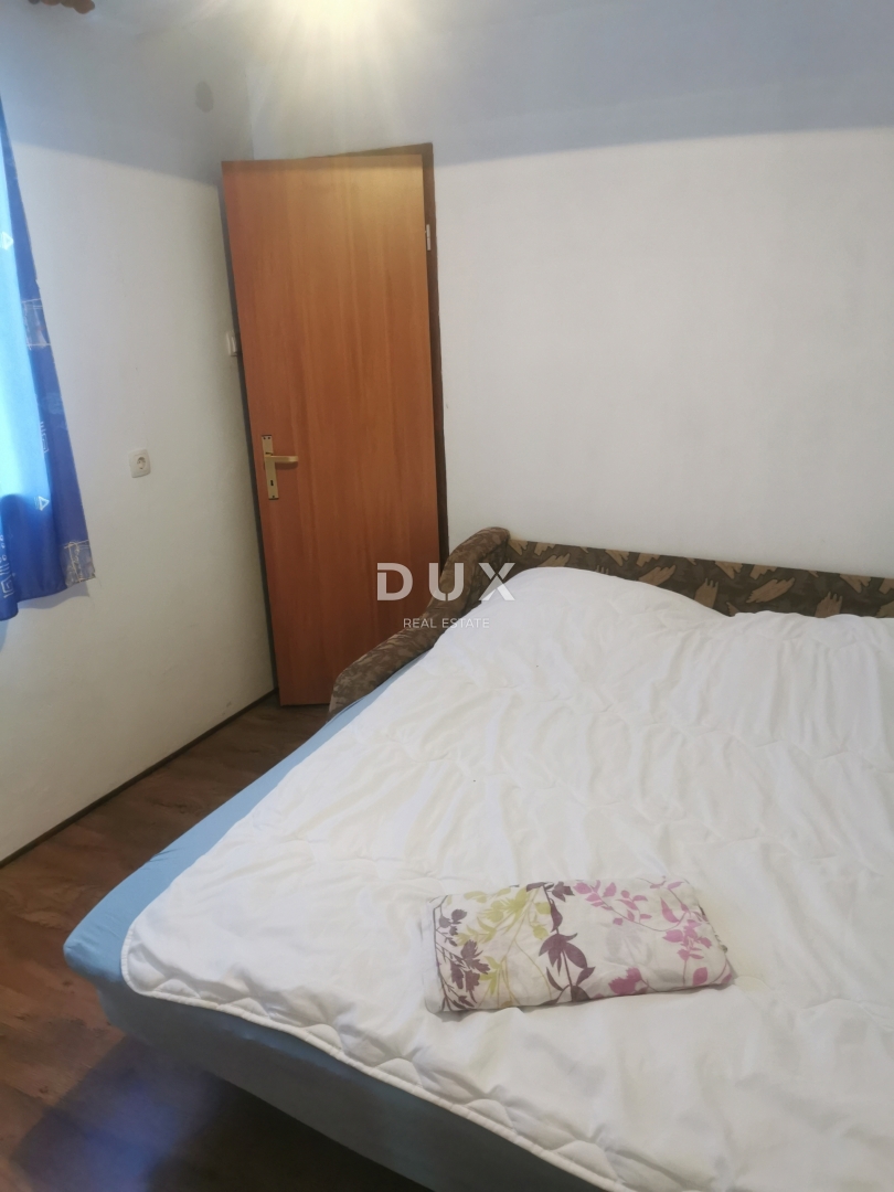 OTOK KRK, MALINSKA (zaledje) - Samostojna hiša z vrtom