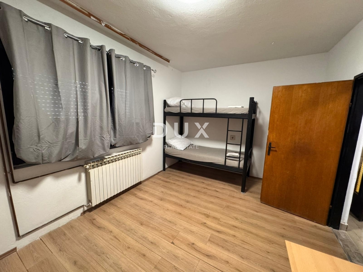 ZAGREB, DONJA DUBRAVA - dve hiši na mirni lokaciji