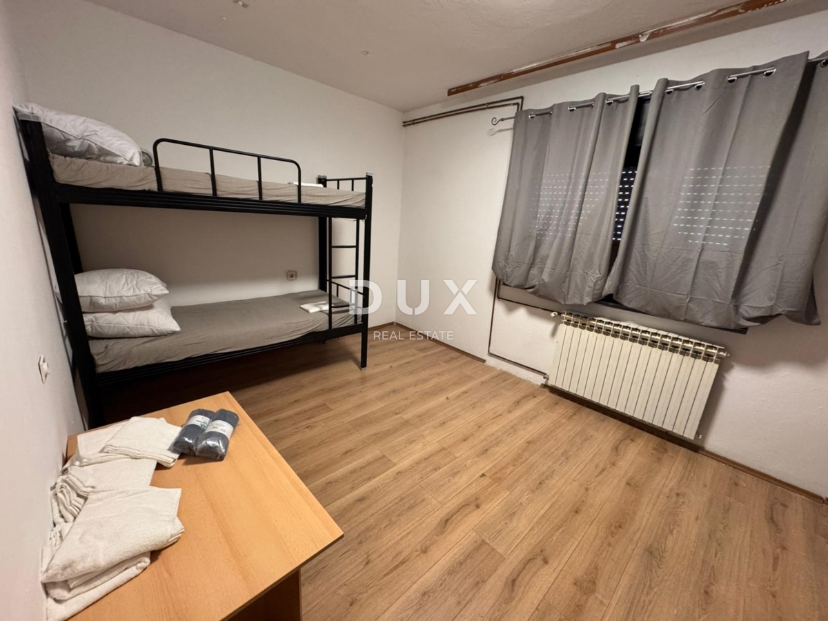 ZAGREB, DONJA DUBRAVA - dve hiši na mirni lokaciji