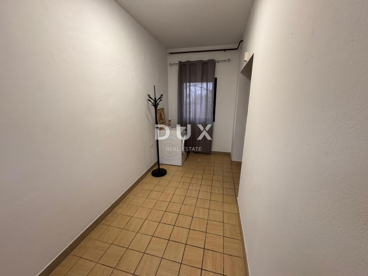 ZAGREB, DONJA DUBRAVA - dve hiši na mirni lokaciji