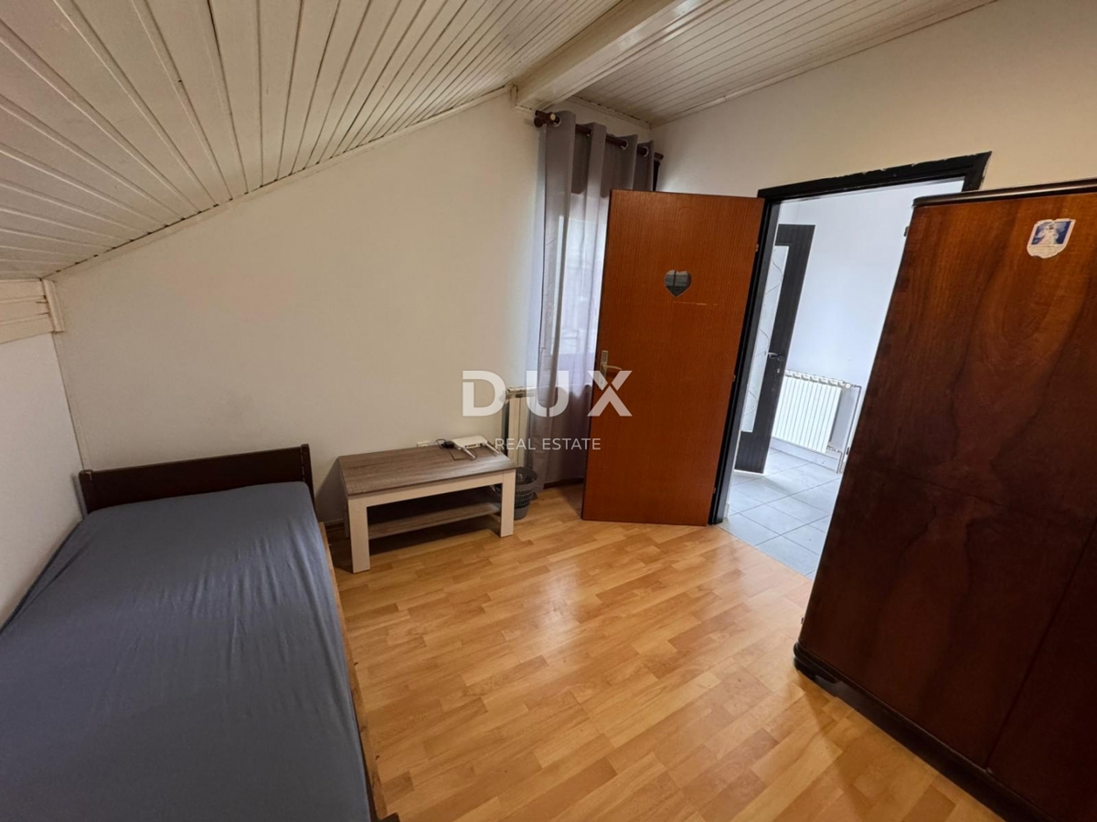 ZAGREB, DONJA DUBRAVA - dve hiši na mirni lokaciji