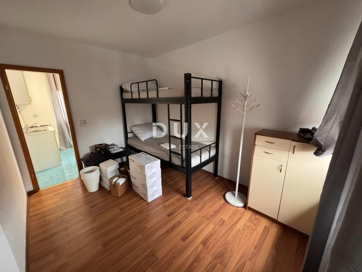 ZAGREB, DONJA DUBRAVA - dve hiši na mirni lokaciji