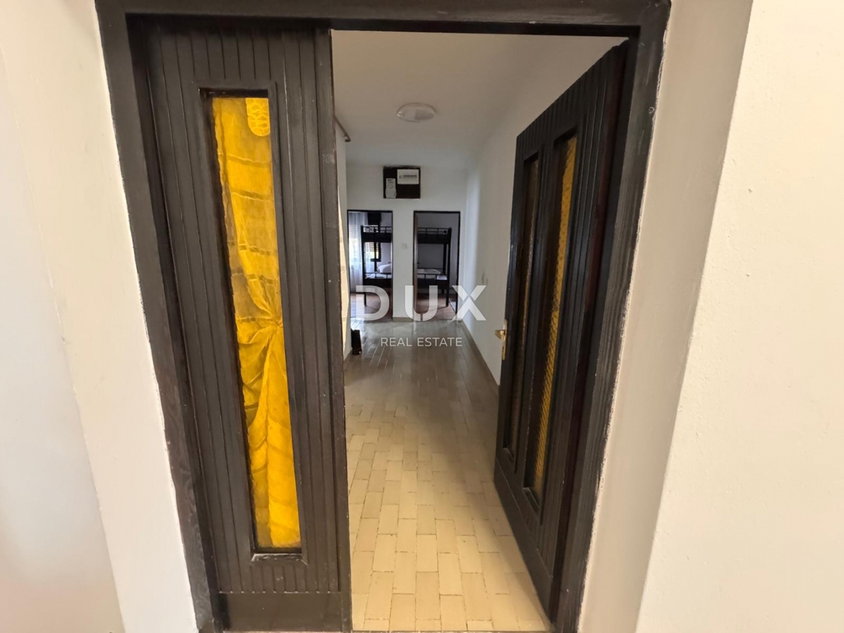 ZAGREB, DONJA DUBRAVA - dve hiši na mirni lokaciji