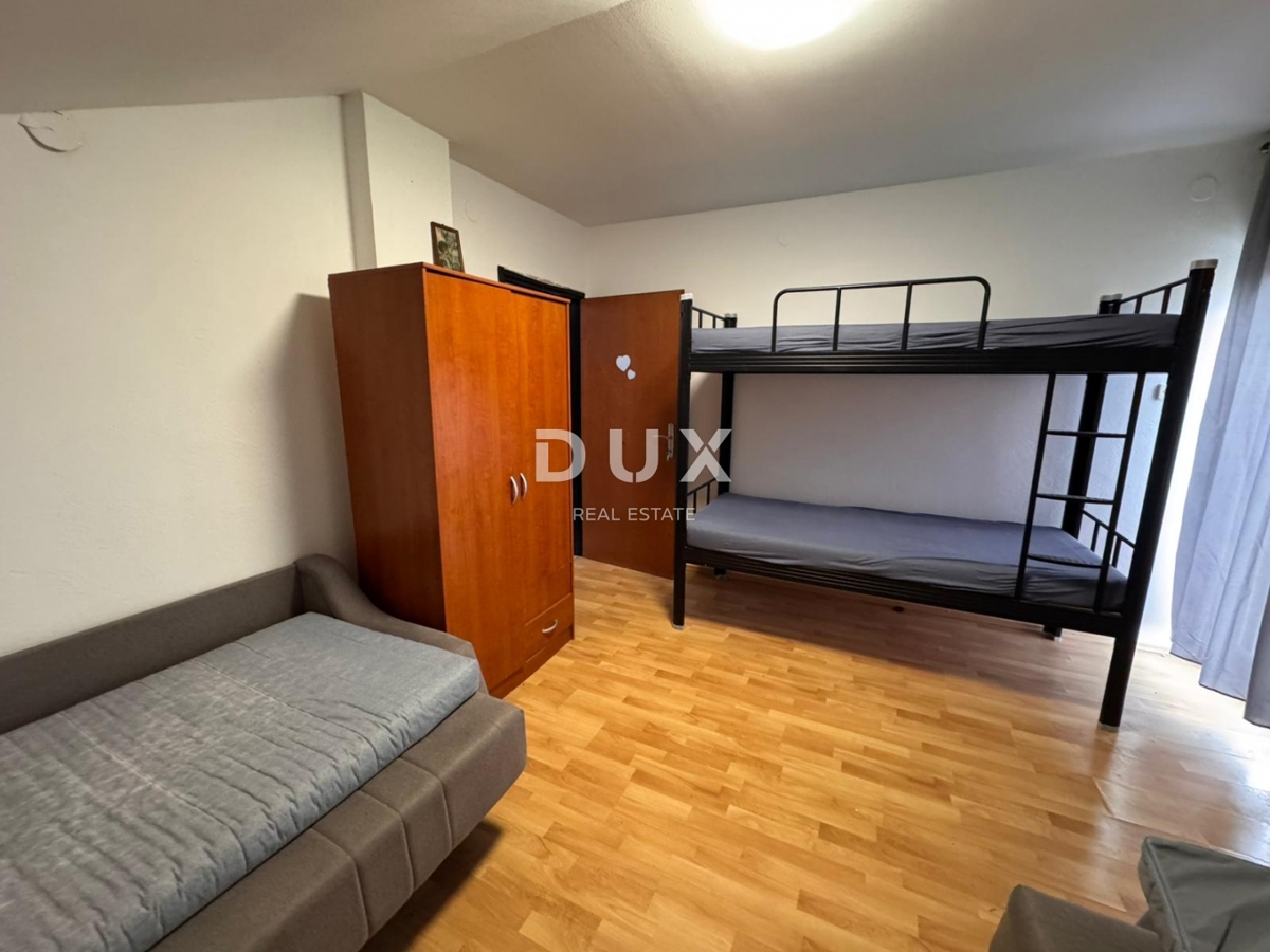 ZAGREB, DONJA DUBRAVA - dve hiši na mirni lokaciji