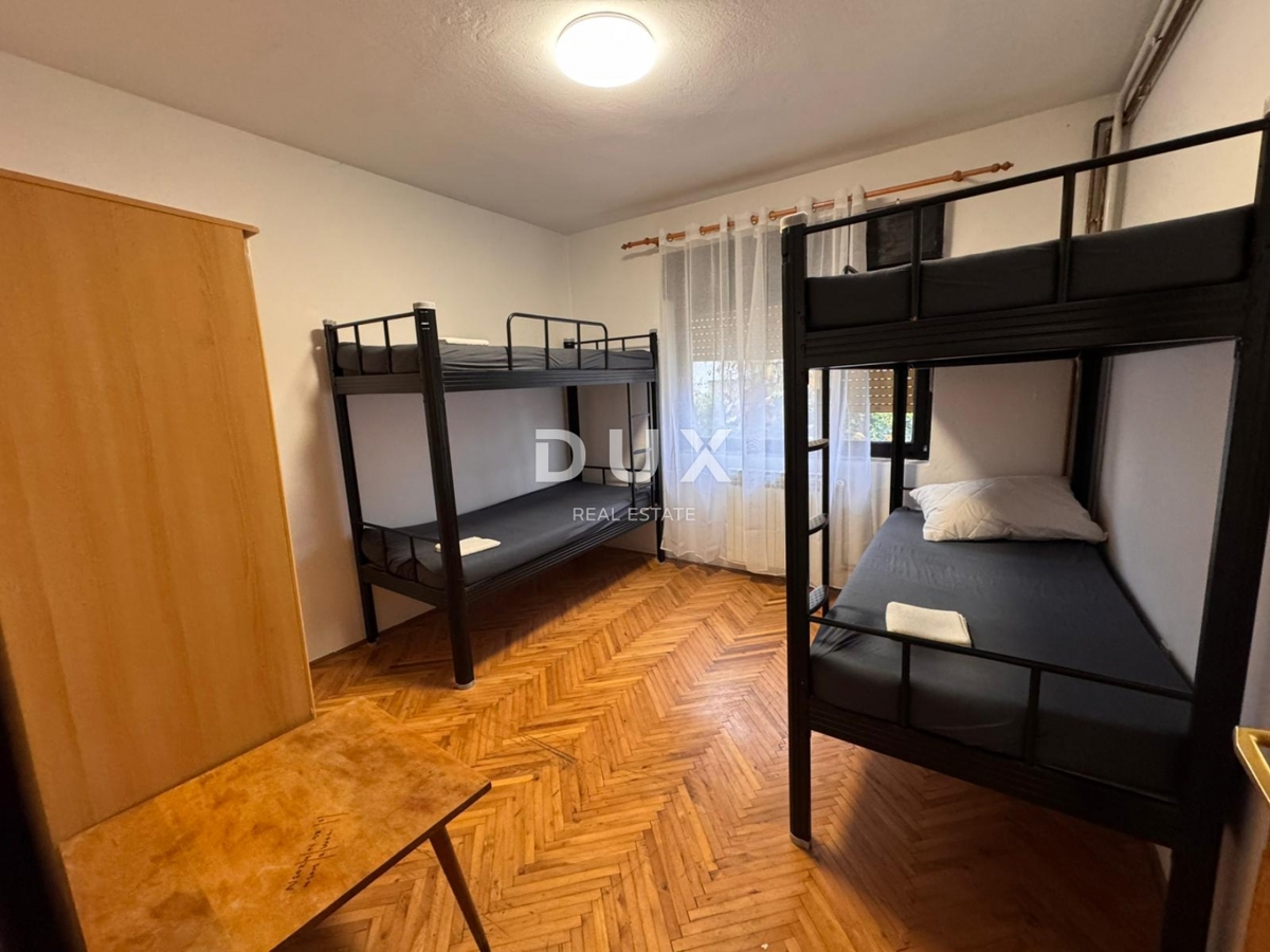 ZAGREB, DONJA DUBRAVA - dve hiši na mirni lokaciji