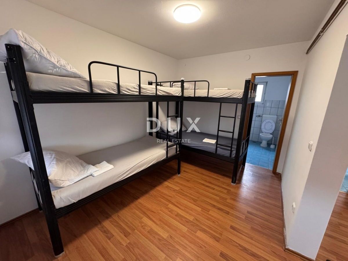 ZAGREB, DONJA DUBRAVA - dve hiši na mirni lokaciji