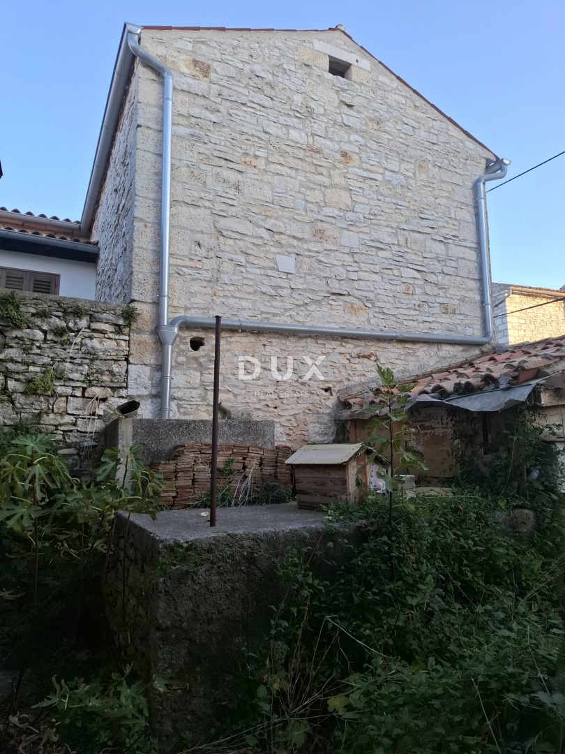 ISTRA, BALE - hiša in pomožni objekt v središču mesta