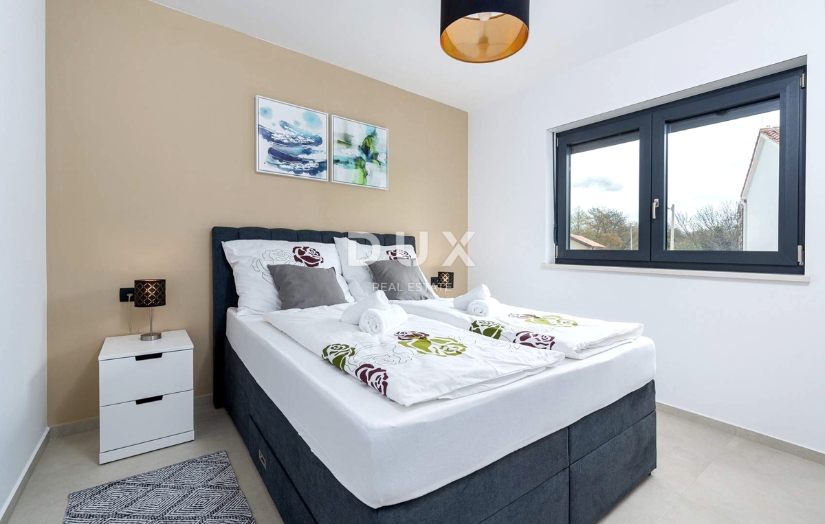 ISTRA, POREČ - Moderna hiša z bazenom