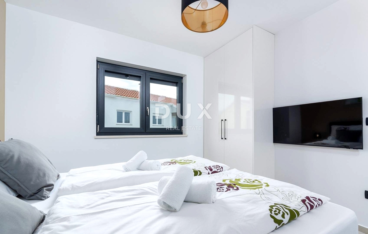 ISTRA, POREČ - Moderna hiša z bazenom