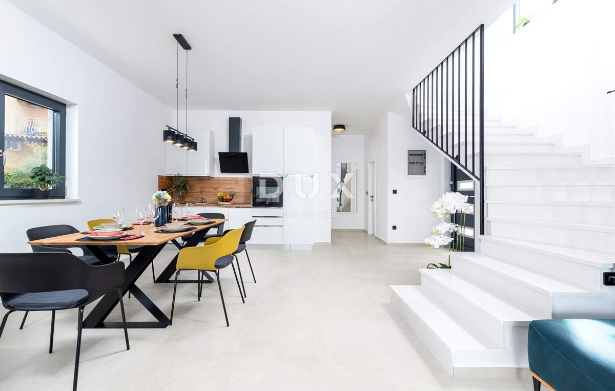 ISTRA, POREČ - Moderna hiša z bazenom