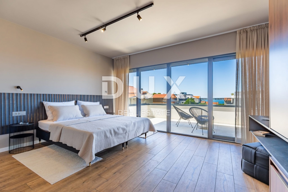 ZADAR, VRSI - Luksuzna vila s pogledom na morje