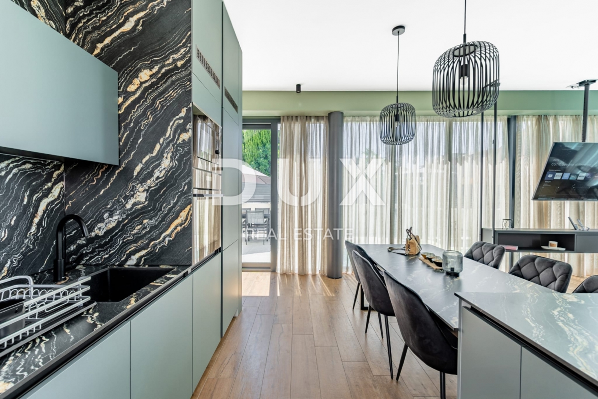 ZADAR, VRSI - Luksuzna vila s pogledom na morje