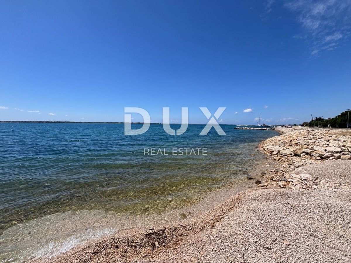 ZADAR, VRSI - Luksuzna vila s pogledom na morje