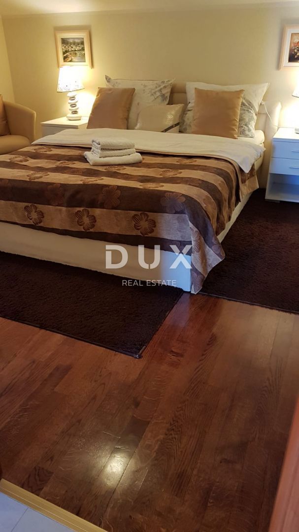 ZADAR, BORIK - PRILOŽNOST! Vila s 4 prostornimi apartmaji in pogledom na morje!