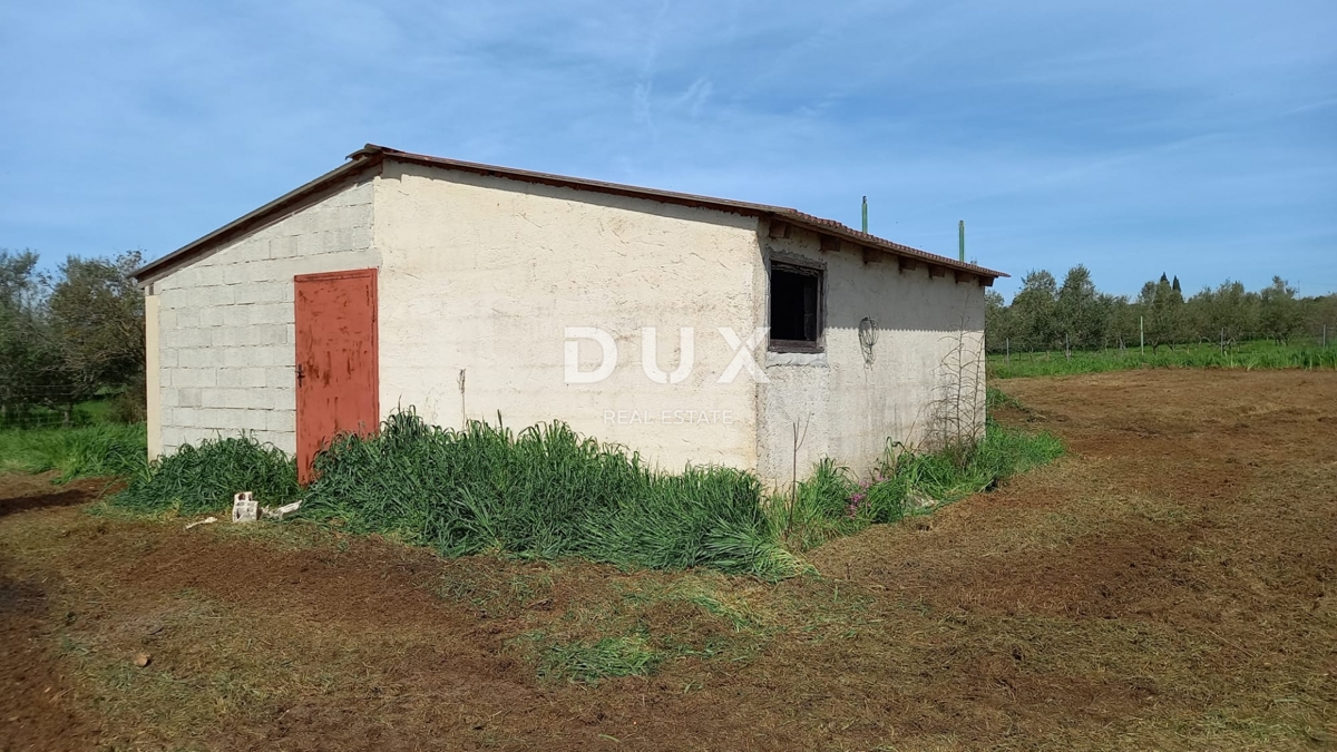 Zemljišče Šikići, Pula, 3.298m2