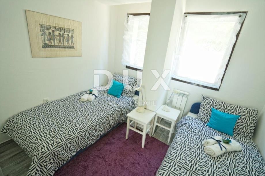 RIJEKA, VIŠKOVO, SARŠONI - samostojna hiša z bazenom in pogledom na morje + velik vrt! PRILOŽNOST!