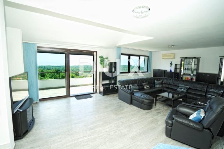 RIJEKA, VIŠKOVO, SARŠONI - samostojna hiša z bazenom in pogledom na morje + velik vrt! PRILOŽNOST!