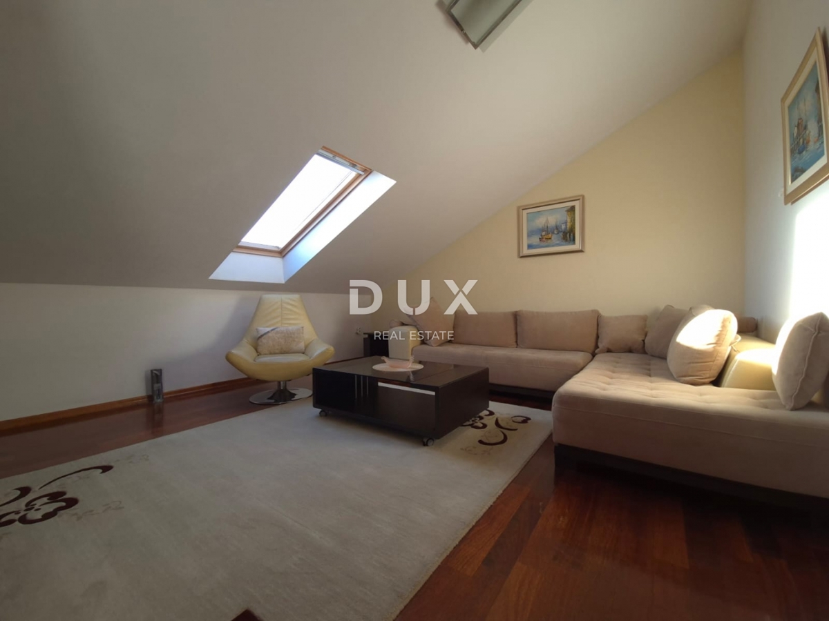 ZADAR, BORIK - PRILOŽNOST! Vila s 4 prostornimi apartmaji in pogledom na morje!