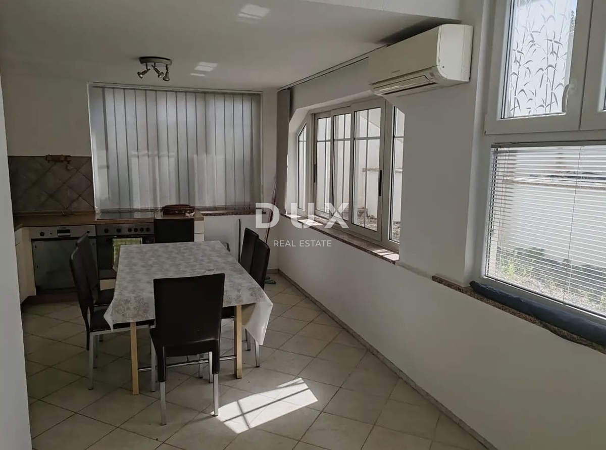 Hiša Dajla, Novigrad, 500m2