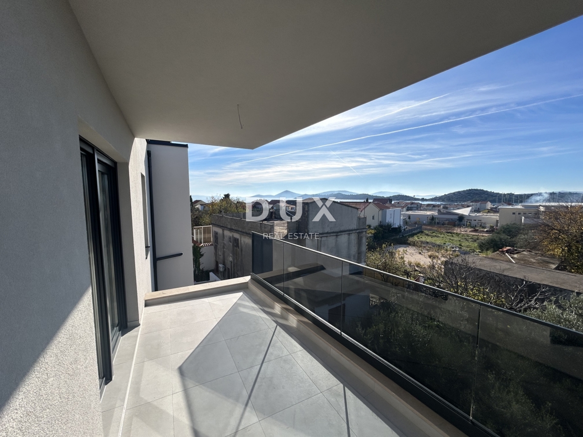 ŠIBENIK, TRIBUNJ – Dvosobno stanovanje v novogradnji s pogledom na morje! PRILOŽNOST!