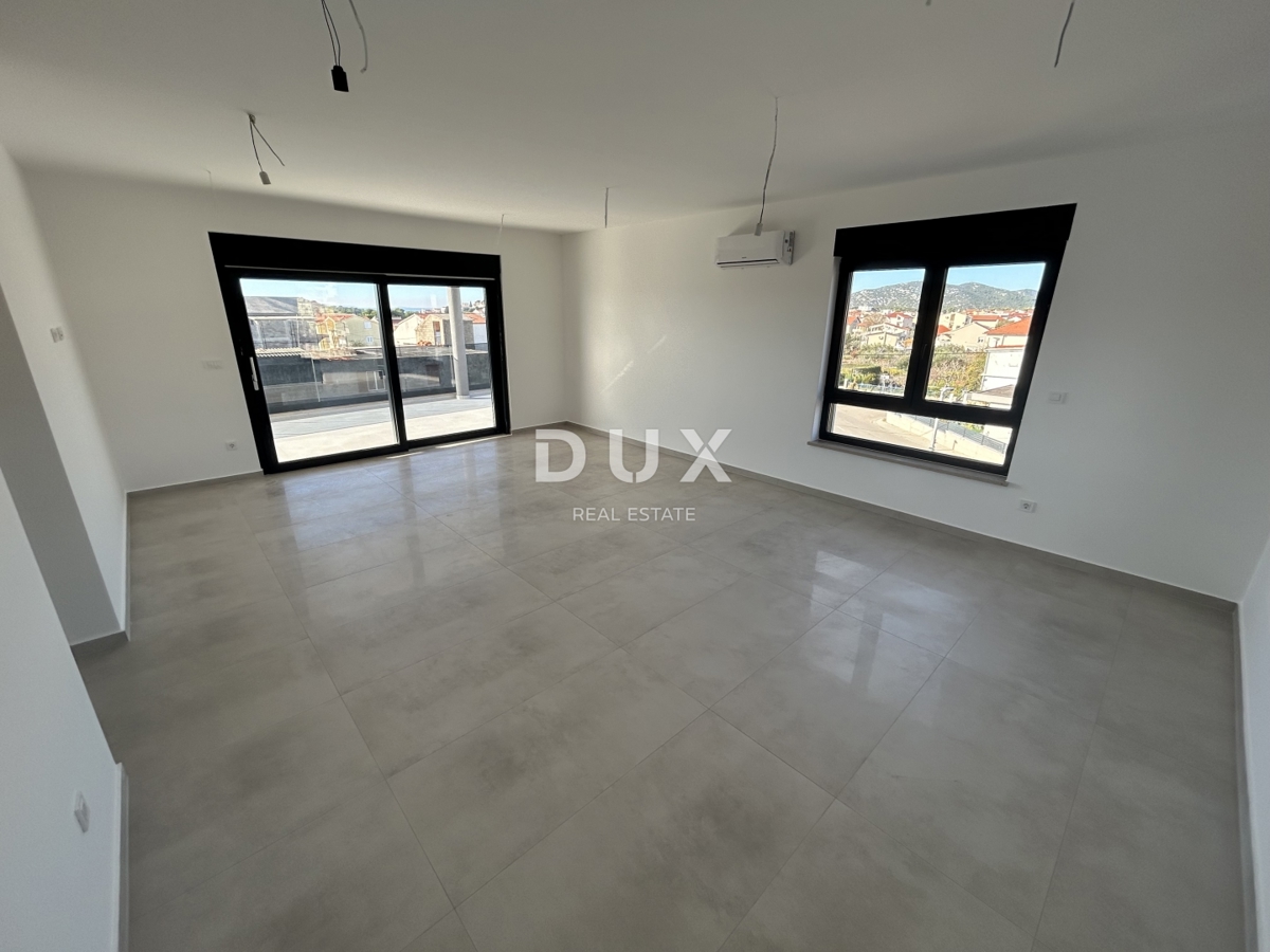 ŠIBENIK, TRIBUNJ – Dvosobno stanovanje v novogradnji s pogledom na morje! PRILOŽNOST!