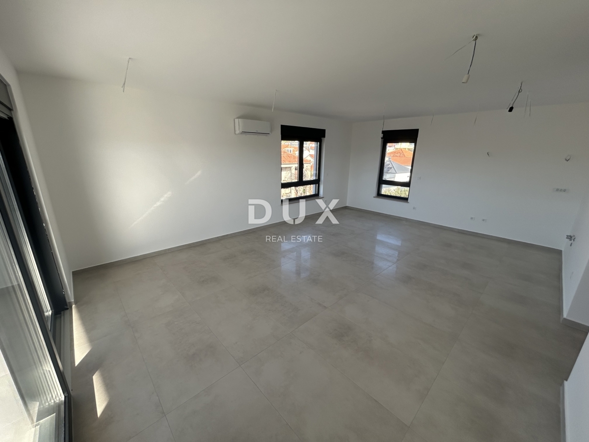 ŠIBENIK, TRIBUNJ – Dvosobno stanovanje v novogradnji s pogledom na morje! PRILOŽNOST!