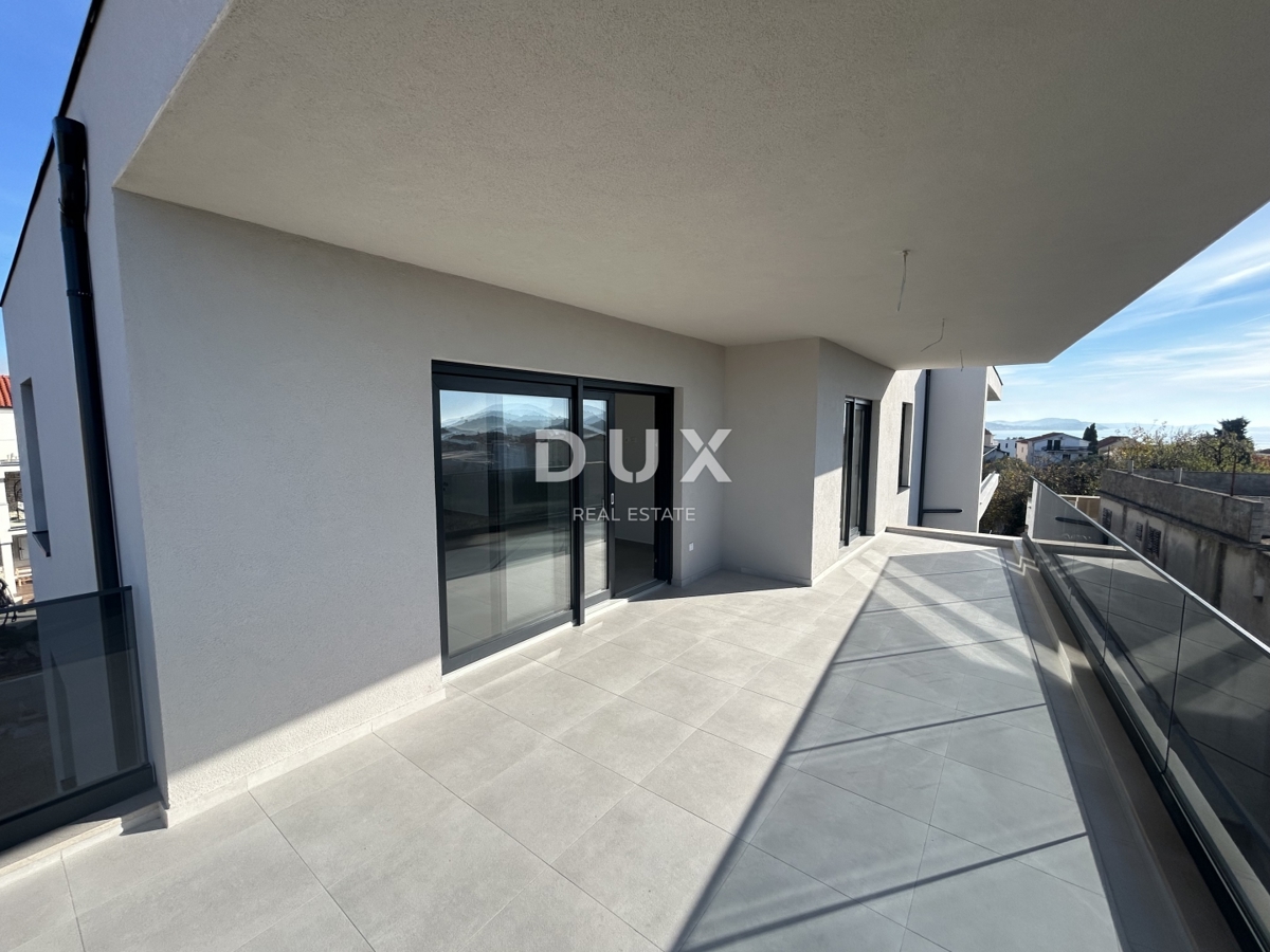 ŠIBENIK, TRIBUNJ – Dvosobno stanovanje v novogradnji s pogledom na morje! PRILOŽNOST!