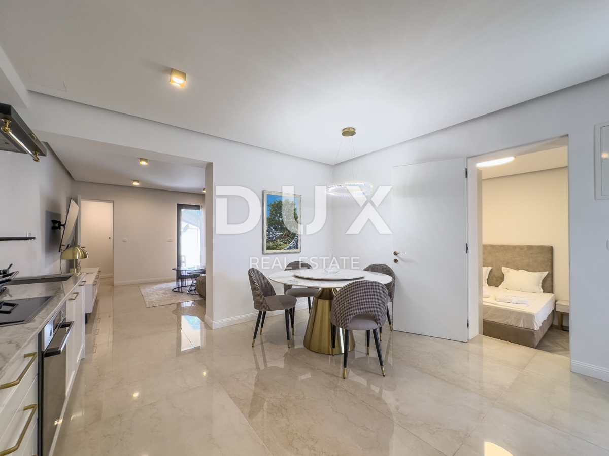 OPATIJA, LOVRAN – ekskluzivno stanovanje s panoramskim razgledom in bazenom