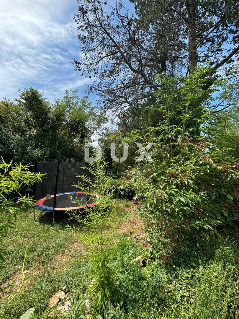 ISTRA, KANFANAR - Lepa istrska hiša + 490 m2 gradbenega zemljišča!